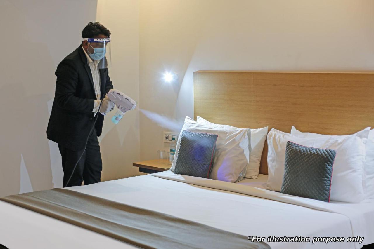 Hotel Navjivan Himatnagar 外观 照片